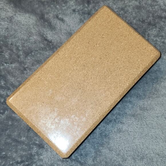 BLACK FRIDAY SALE - Eco Friendly Cork Yoga Brick NWoT - Picture 2 of 6
